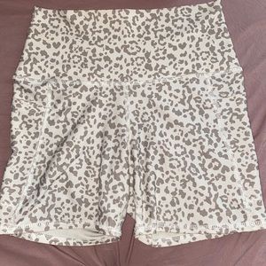Biker shorts, size medium! Great material, worn 3-4 times